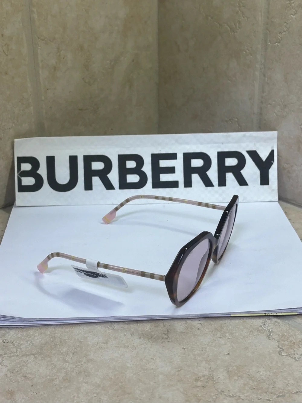 Burberry b4375 pink